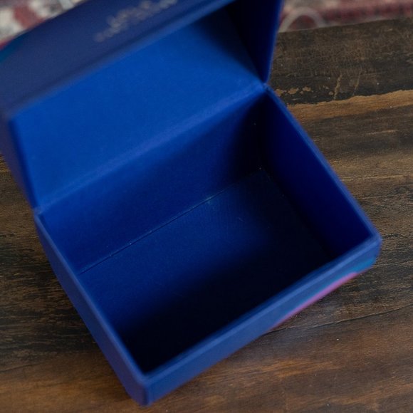 Lola by Marc Jacobs Treasure Chest Display Storage Box 🌸 - Picture 5 of 5